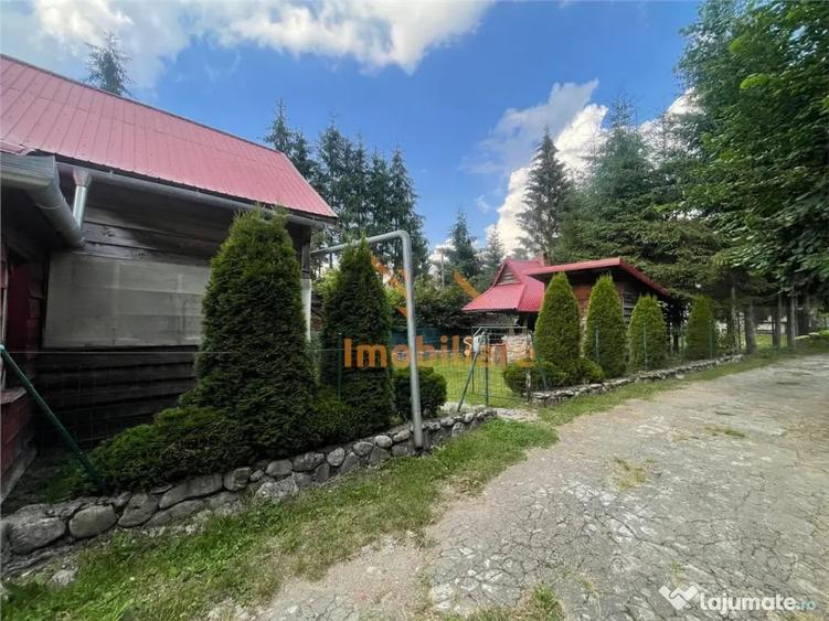 Casă cu 6 camere cu Teren 325 Mp în Remeți