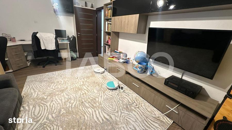 Apartament 4 camere decomandat 2 bai pivnita zona Strand Sibiu - 17