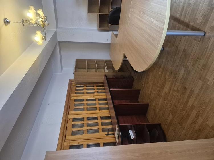 Casă cu 9 camere cu Teren 103 Mp în Ultracentral