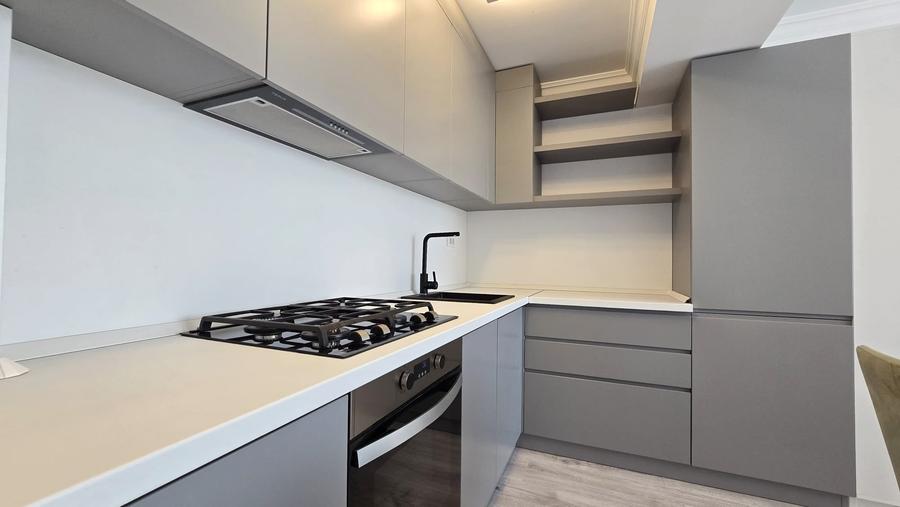 Apartament cu 3 camere decomandat în Iancu Nicolae