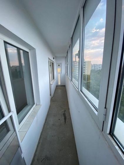 Apartament cu 3 camere decomandat, mobilat în Bucur Obor