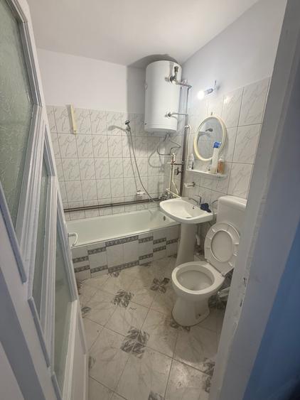 Apartament cu 2 camere decomandat în Exterior Vest