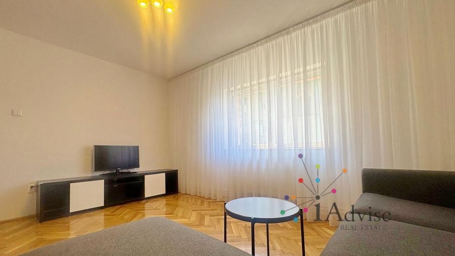 Apartament cu 3 camere, mobilat în Centrul Civic