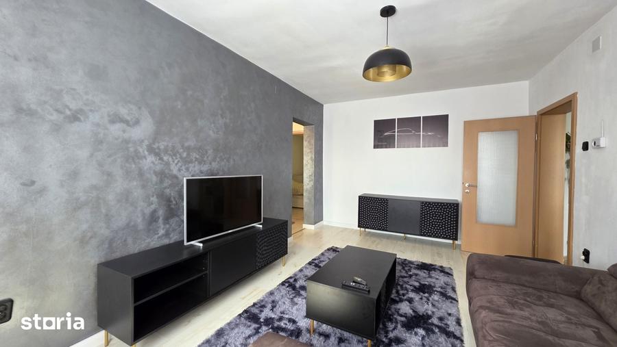 Apartament cu 3 camere semidecomandat în Circumvalațiunii