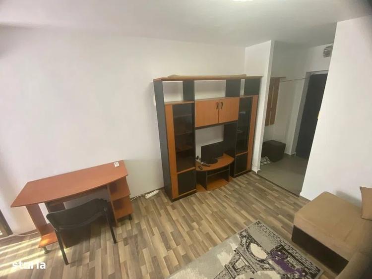 Garsonieră decomandată în Tudor Vladimirescu