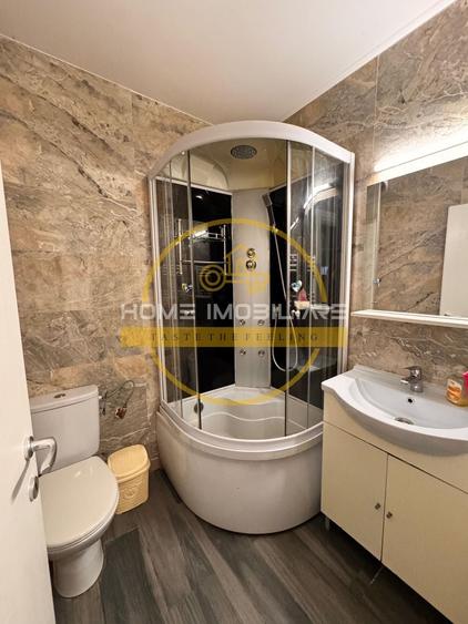 Penthouse cu 4 camere decomandat, mobilat în Copou