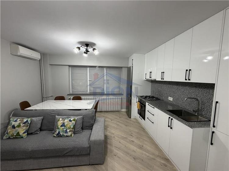 Decebal - Th. Sperantia , 2 camere, 48mp, balcon, boxa, amenajat, mobilat si uti - 2