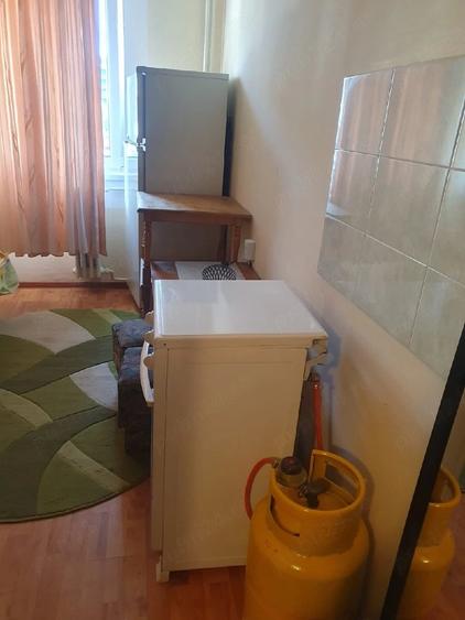 Garsonieră semidecomandată în UTA