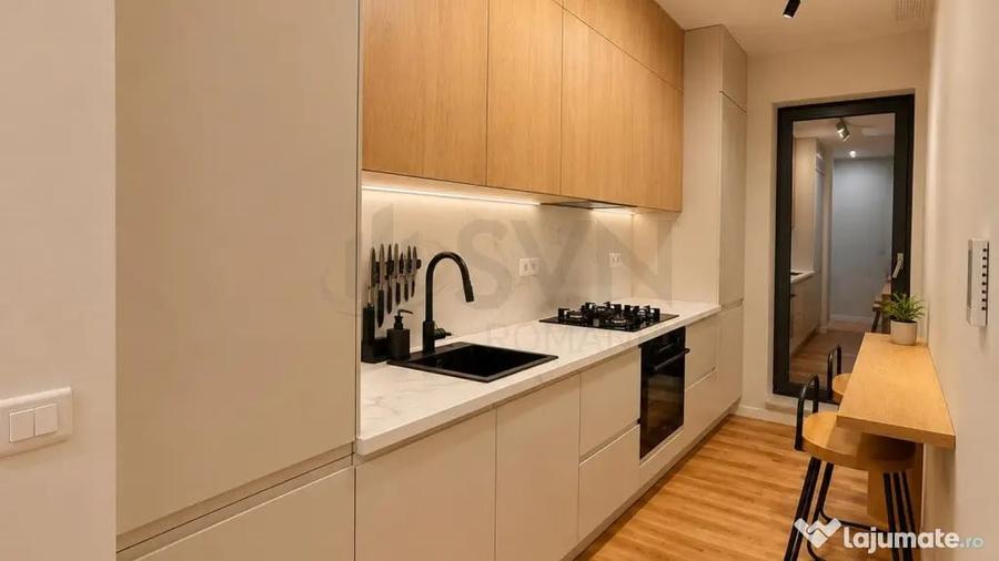 Apartament cu 3 camere semidecomandat în Străulești