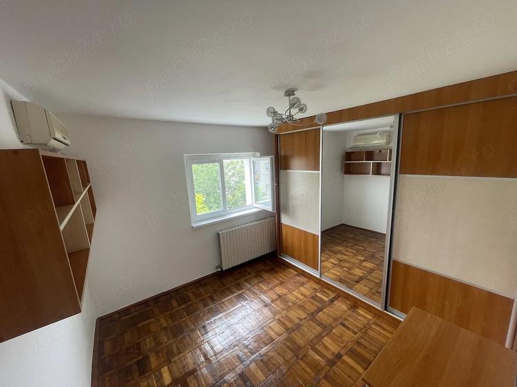 Apartament cu 3 camere decomandat în Tomis III