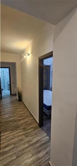Apartament cu 2 camere decomandat, mobilat în Universitate