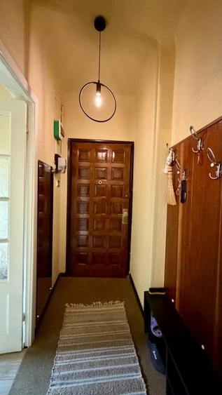 Apartament cu 3 camere semidecomandat în Vatra Luminoasă