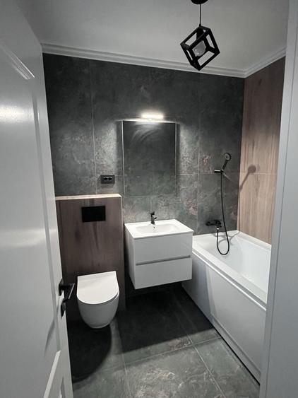 Casă cu 3 camere cu Teren 350 Mp în Central
