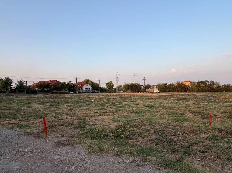 Teren Construcții intravilan de 528 mp, în Săcălaz