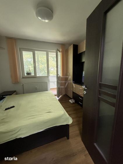 Apartament cu 4 camere semidecomandat în Drumul Taberei