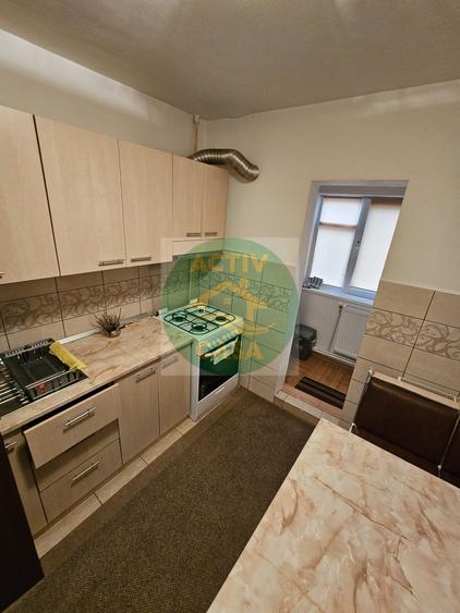 Apartament cu 2 camere decomandat în Central