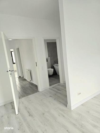 Casă cu 3 camere în Balotești