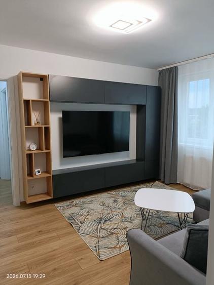 Vand apartament str aviatarilor 2 camere etajul 4 - 6