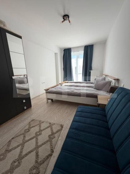 Inchiriez apartament- 3 camere, zona Maurer - 4