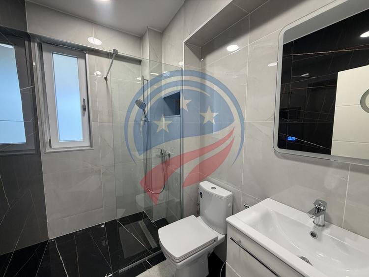 Apartament cu 2 camere semidecomandat, mobilat în 1 Mai