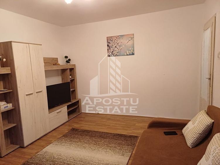 Apartament cu 2 camere nedecomandat, mobilat în Circumvalațiunii