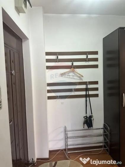 Apartament cu 2 camere semidecomandat în Mărăței