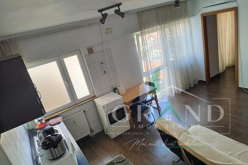 Garsonieră semidecomandată, mobilată în Mărăști