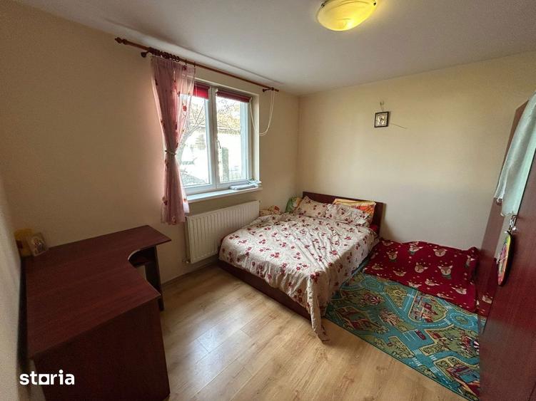 Apartament cu 3 camere în Cetate