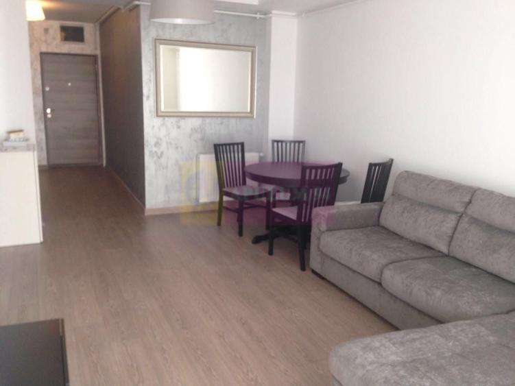 Apartament cu 2 camere semidecomandat, mobilat în Panduri