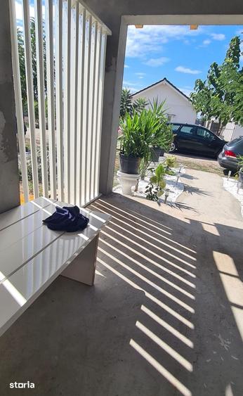 Casă cu 3 camere cu Teren 300 Mp în Variaș
