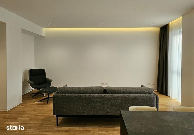 Apartament cu 4 camere în Vest