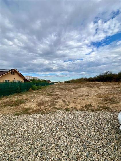 Teren intravilan de 454 mp, în Sântandrei