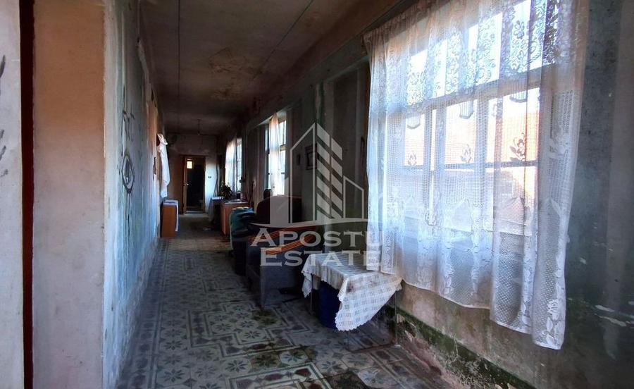 Casa de caramida in Tela si Teren Generos de 4320 mp - 1