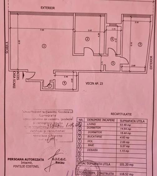 Apartament cu 3 camere decomandat în Republicii