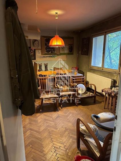 Apartament cu 4 camere decomandat, mobilat în Complex Studențesc