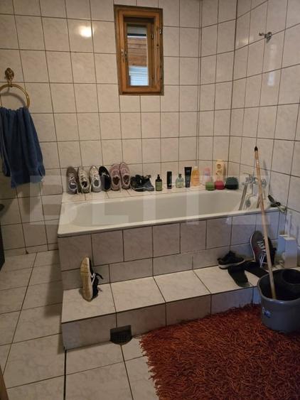 Casă individuală cu 5 camere cu Canalizare în Exterior Nord