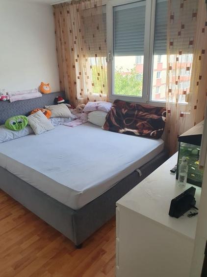 Apartament cu 3 camere decomandat în Dărmănești