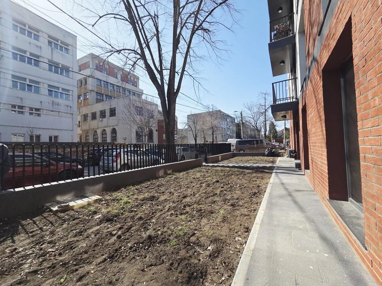 Spațiu comercial, de 58 mp, în Central