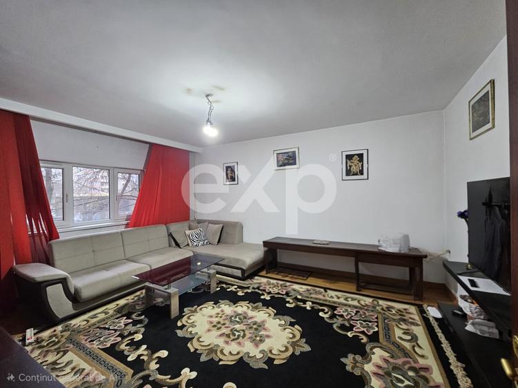 Apartament de vanzare 4 camere zona Nerva Traian - 1