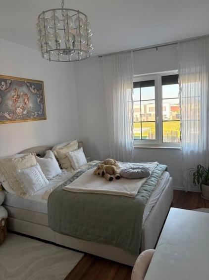 Duplex cu 4 camere cu Canalizare în Moșnița Nouă