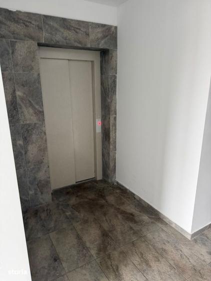 Apartament cu 3 camere decomandat, mobilat în Rahova