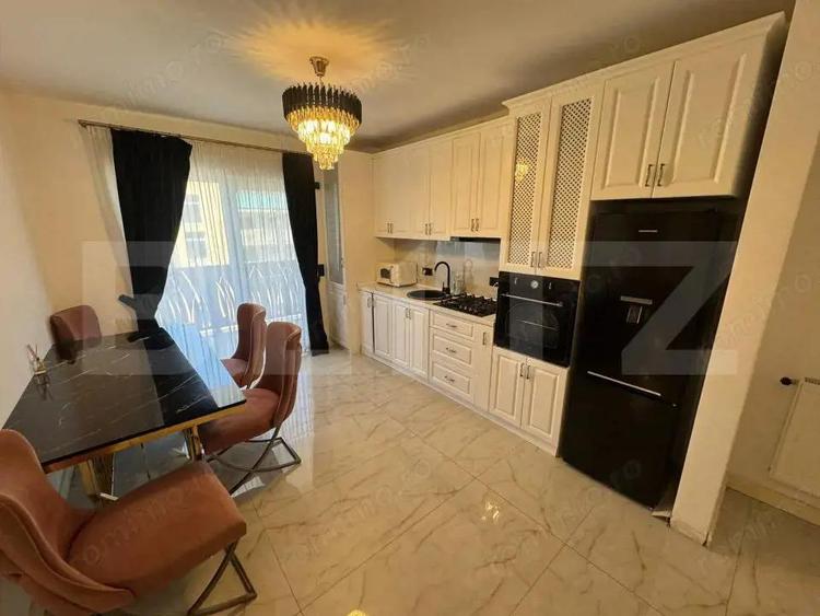Apartament cu 2 camere semidecomandat, mobilat în Central