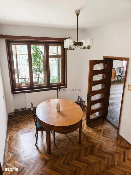 Casă cu 6 camere cu Teren 546 Mp în Centrul Istoric