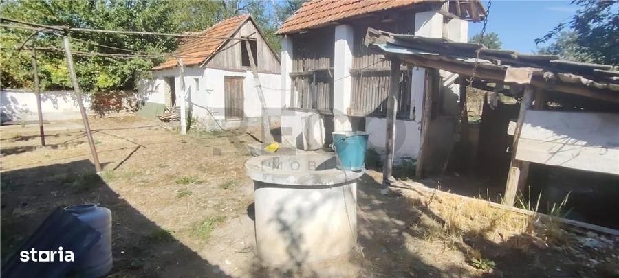 Casă cu 2 camere cu Teren 1995 Mp în Poșoloaca