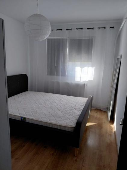 Apartament cu 2 camere semidecomandat în Florești