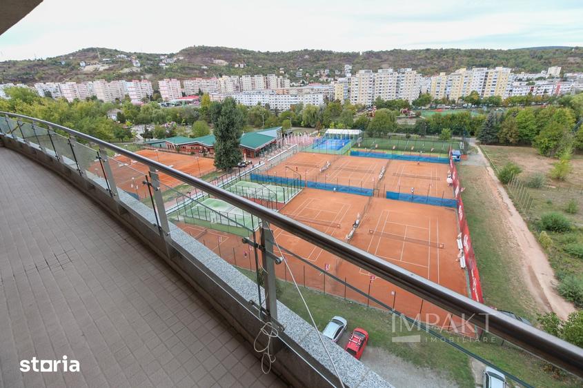 Apartament cu 3 camere în Plopilor