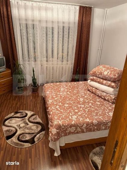 Apartament cu 3 camere decomandat în Șcheia