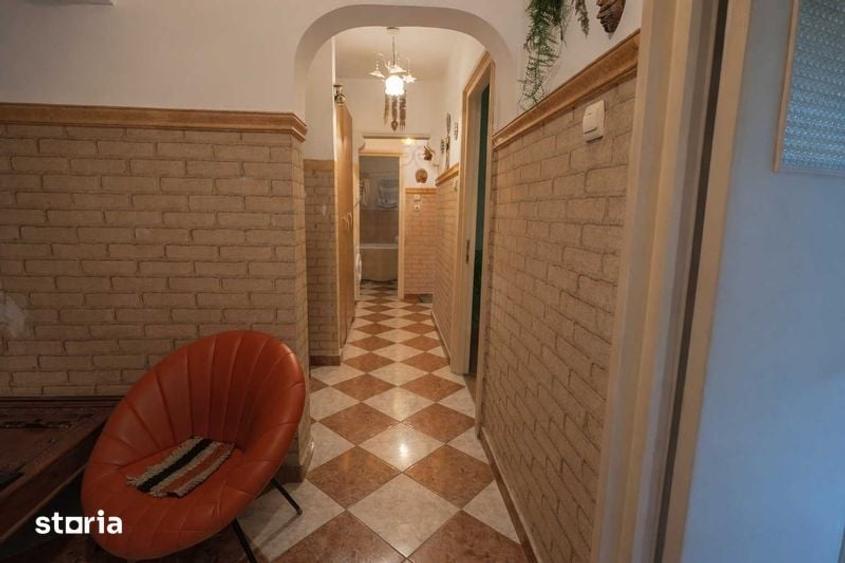 Apartament cu 3 camere decomandat în Berceni