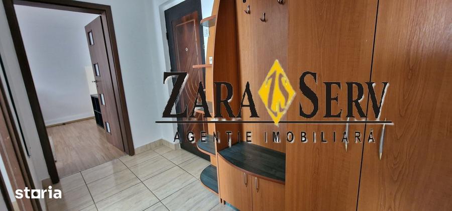 Apartament cu 2 camere decomandat în Republicii