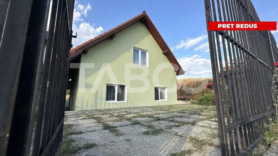 Casă cu 4 camere cu Teren 500 Mp în Poplaca